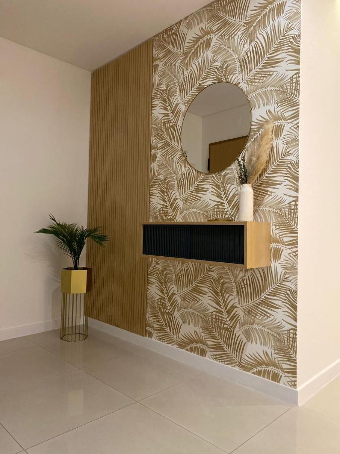 Garden Hill Apartment อัลบูเฟรา ภายนอก รูปภาพ